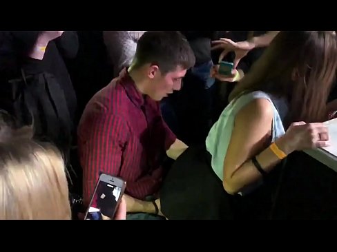 ❤️ Справжній секс в російському нічному клубі. 18-річну російську дівчину в анус і піхву трахкали в нічному клубі ☑ Порно fb на uk.epicpornvideos-com.ru ﹏